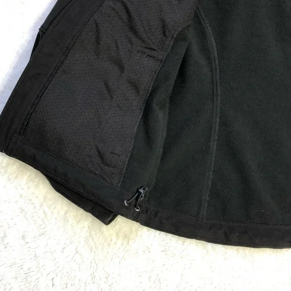 The North Face Softshell Jacket - Picture 6 of 9